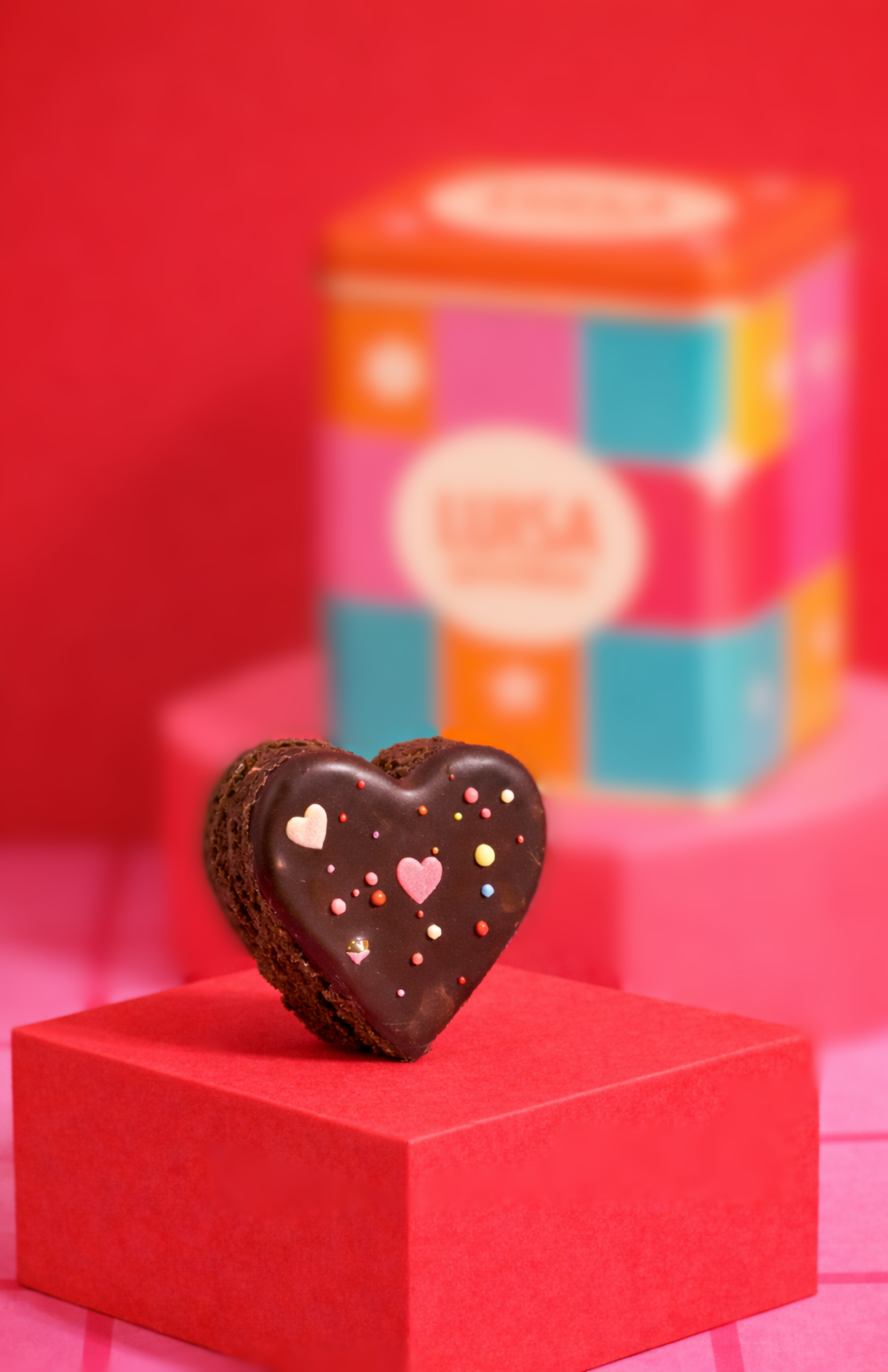 Brownies en forma de corazón + Lata coleccionable