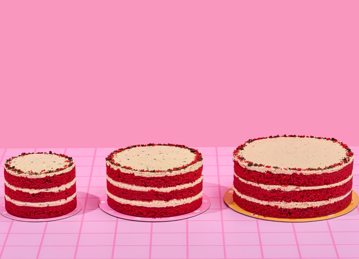 Torta de Red Velvet con Cheesecake de Oreo