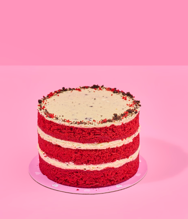 Torta de Red Velvet con Cheesecake de Oreo