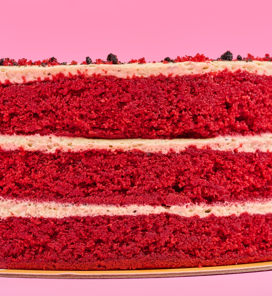 Torta de Red Velvet con Cheesecake de Oreo