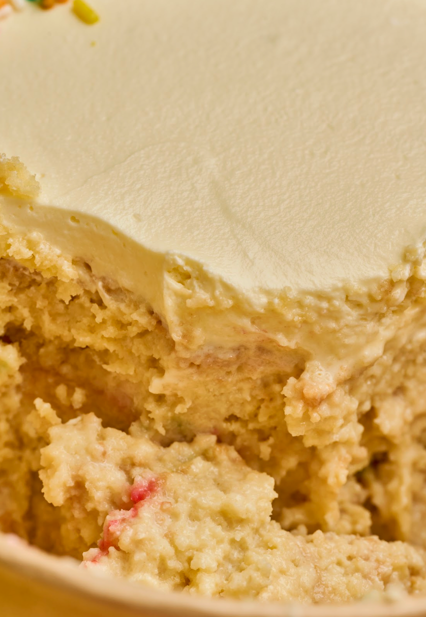 Tres Leches de Birthday Cake (Para 6)