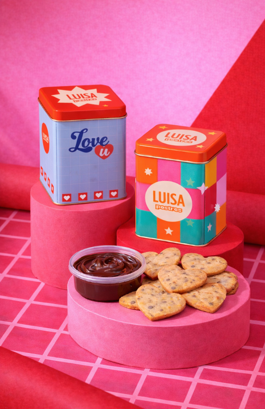 Galletas de Arándanos + Dip de Chocolate en lata coleccionable.