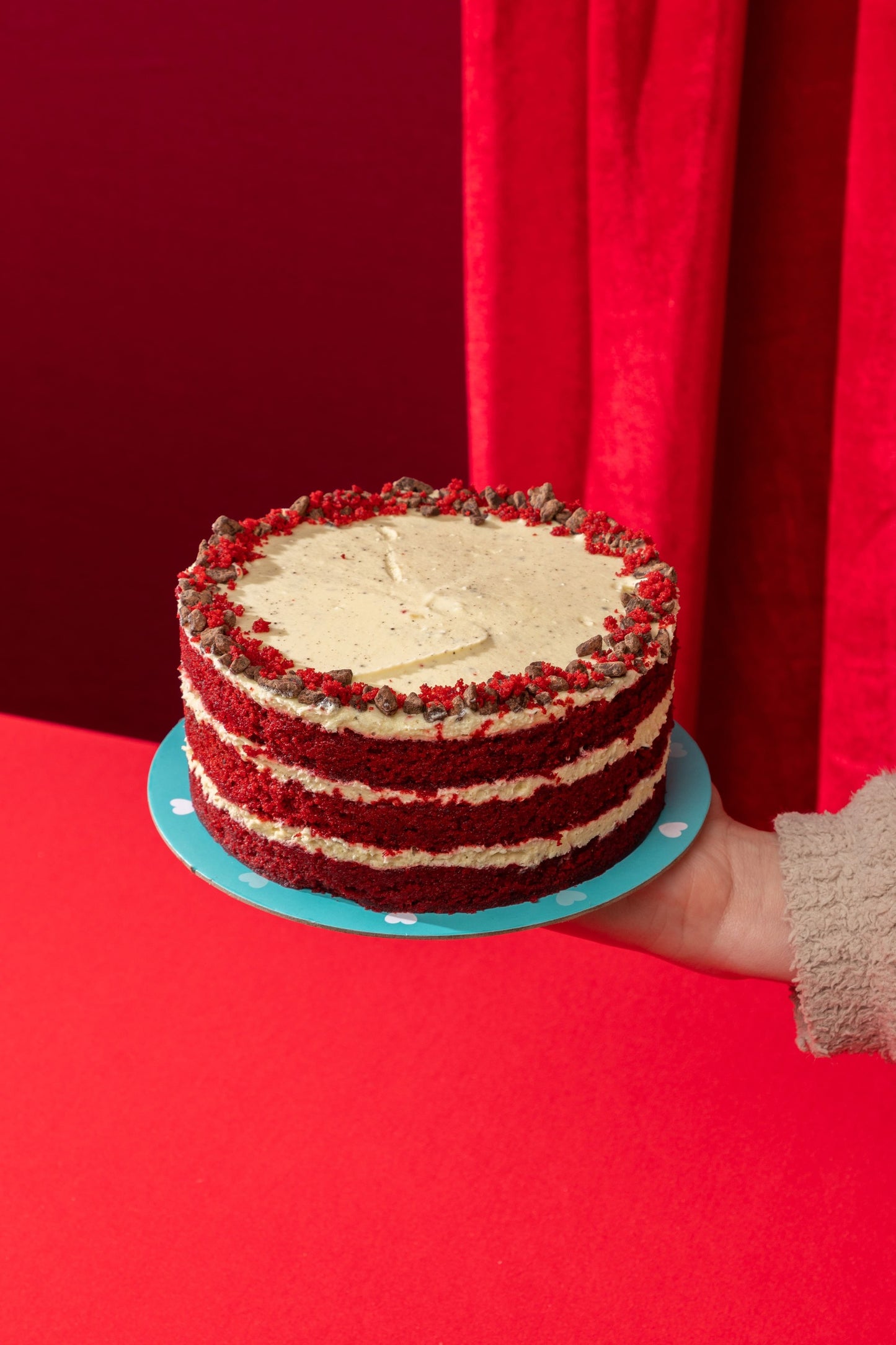 Torta de Red Velvet con Cheesecake de Oreo